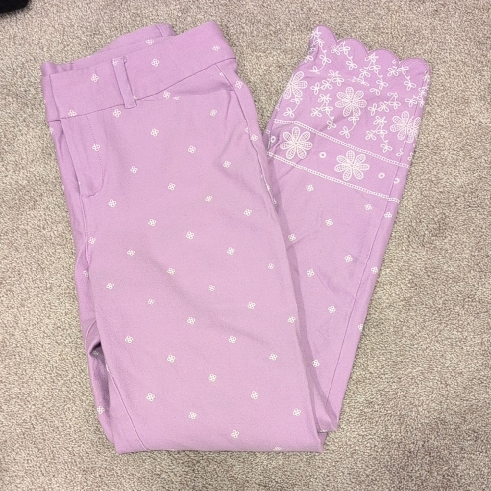 Old Navy Women's Lilac Purple White Floral Scalloped Hem Ankle Pixie Pant Size 4
